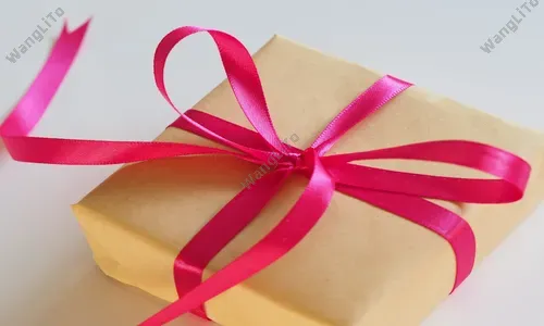 10 Romantic Gift Ideas For Grandma For Graduate From University
